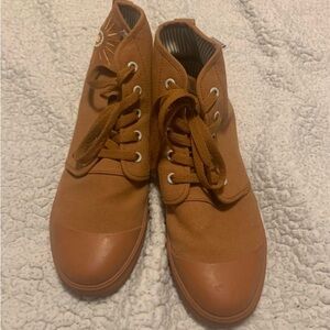 Women's Tan Ankle Boots